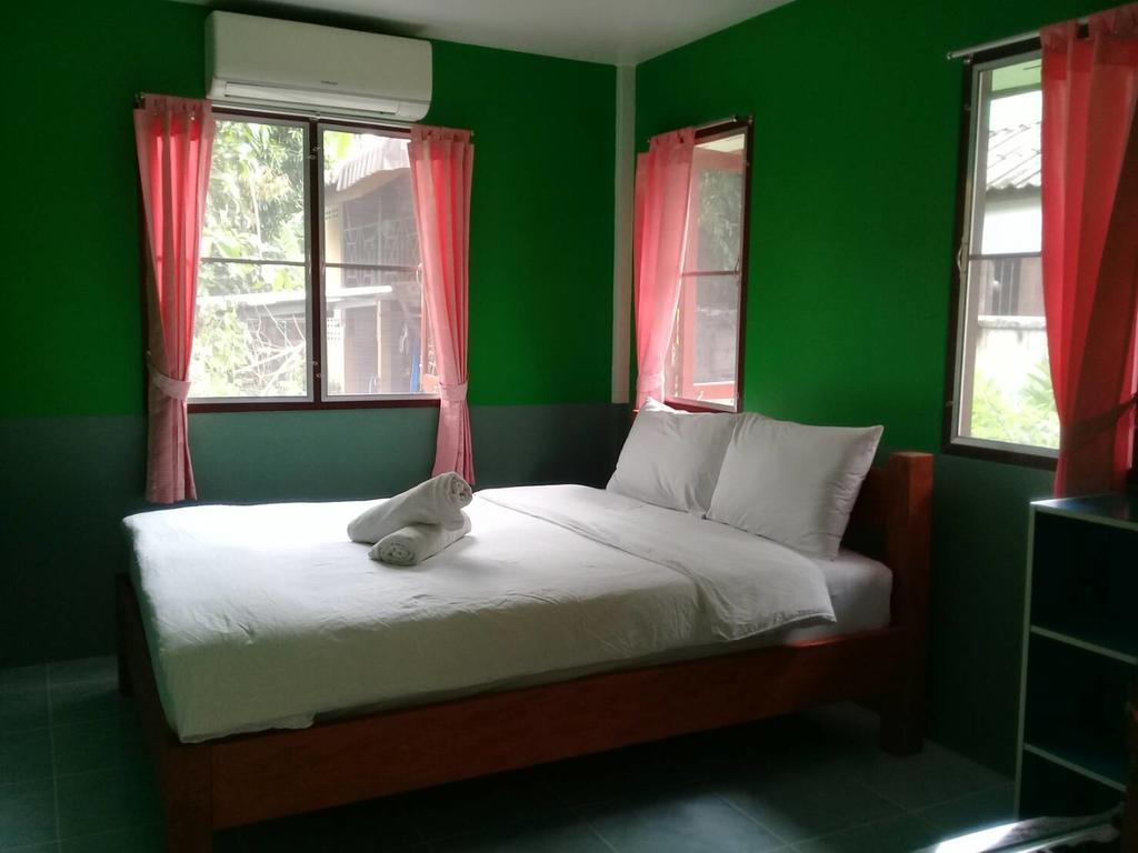 Sarm Mork Guest House Mae Hong Son Exteriör bild