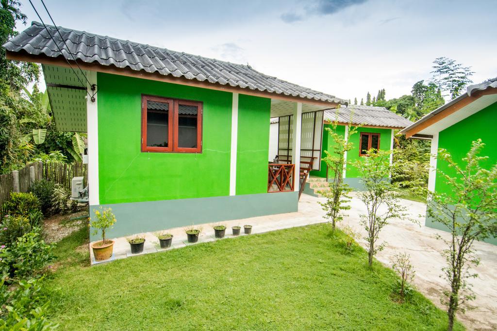 Sarm Mork Guest House Mae Hong Son Exteriör bild