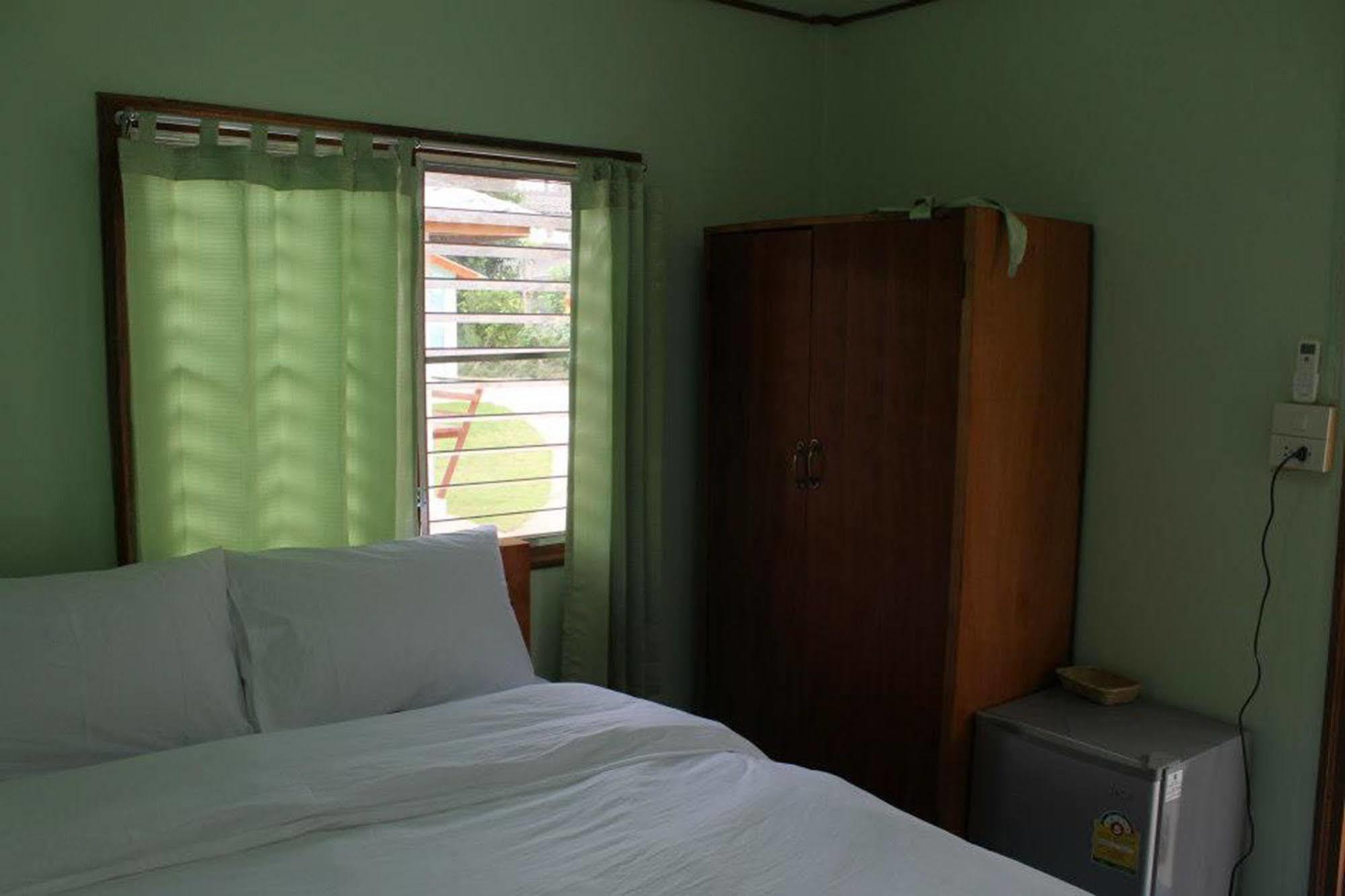 Sarm Mork Guest House Mae Hong Son Exteriör bild